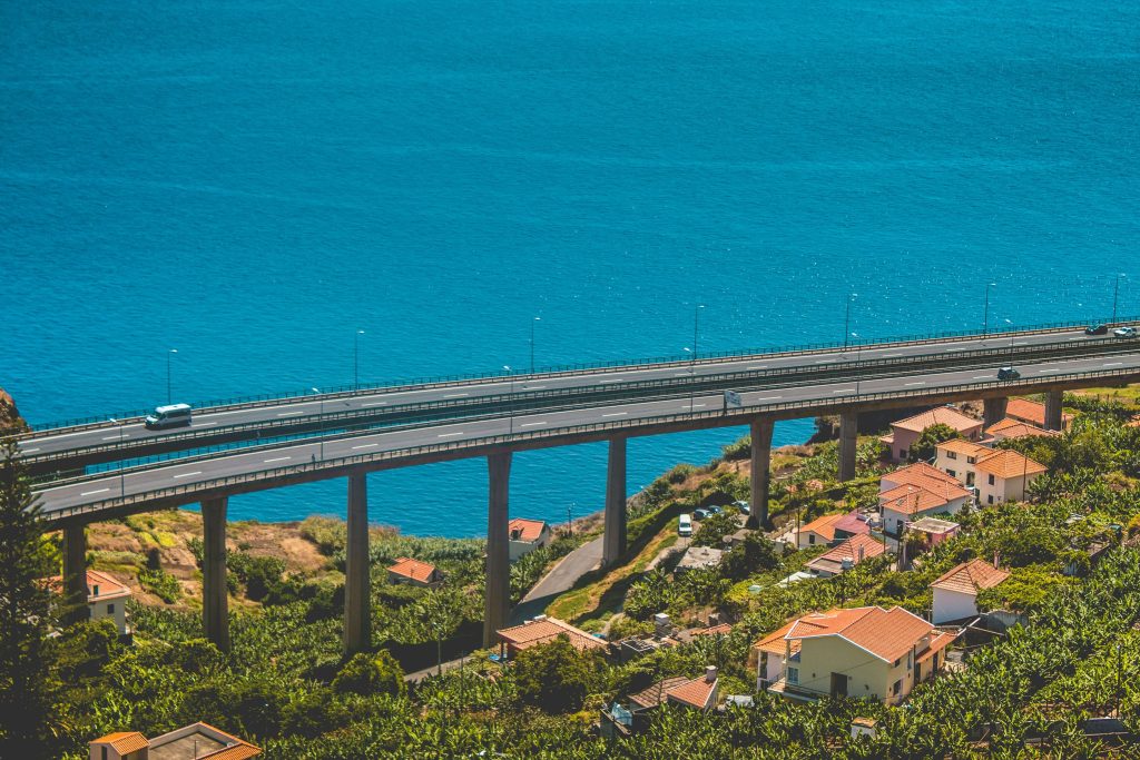 estradas na madeira